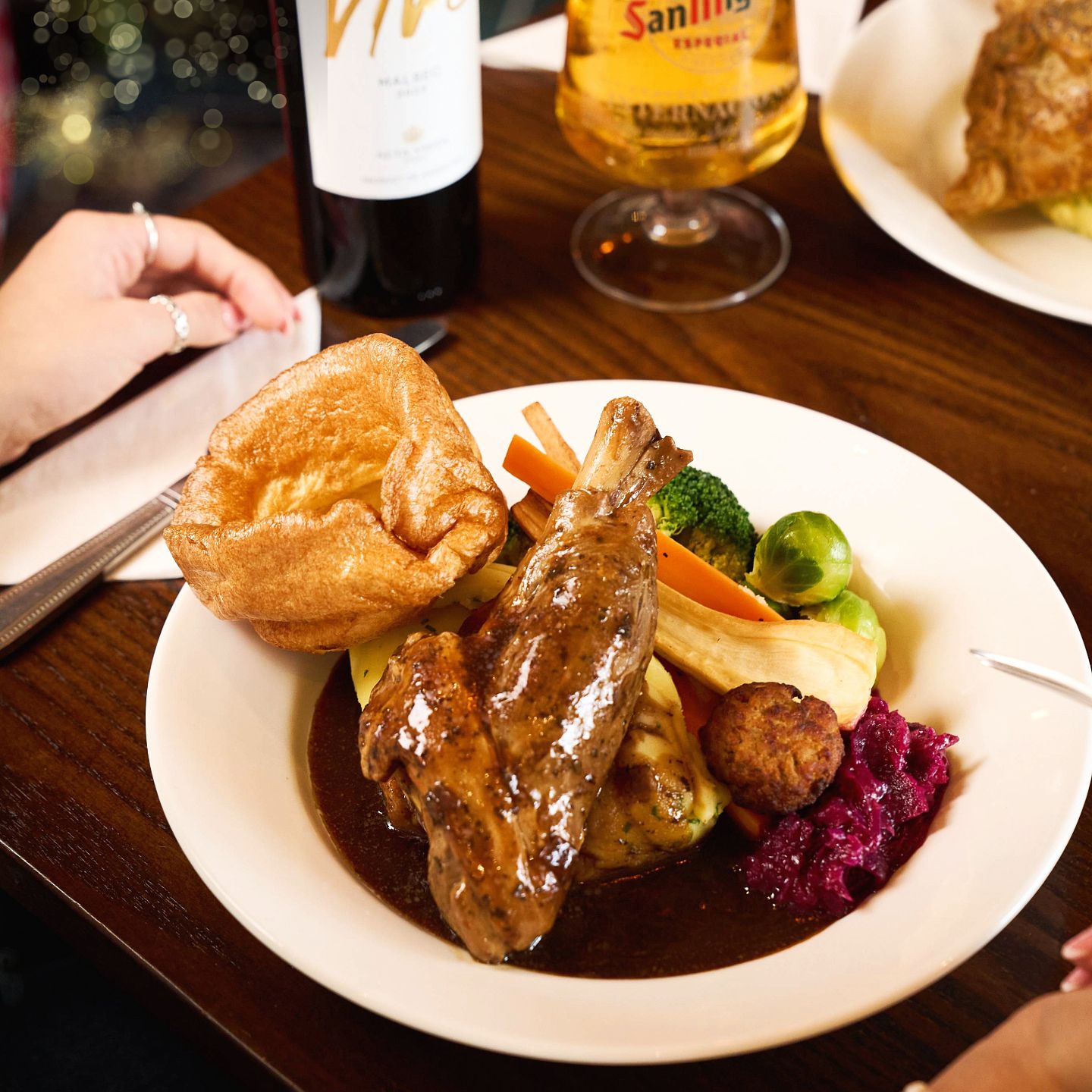 Christmas Day 2025 Lunch, Dinner & Dining at The White Harte in Kinver